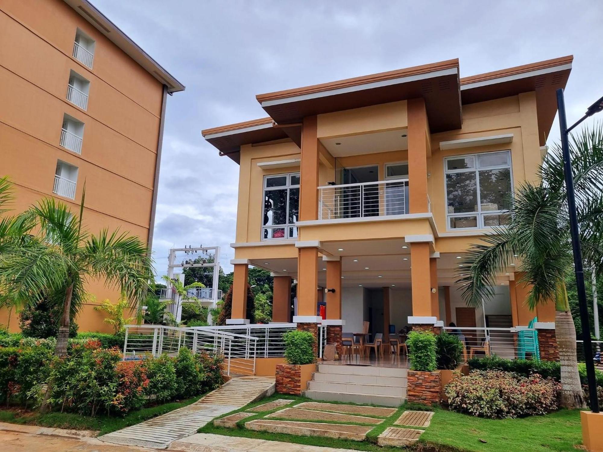 Condo In Camella Manors In Puerto Princesa Dış mekan fotoğraf